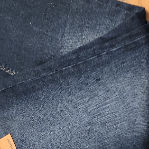 Lucky Brand Jeans - Picture 9 of 9